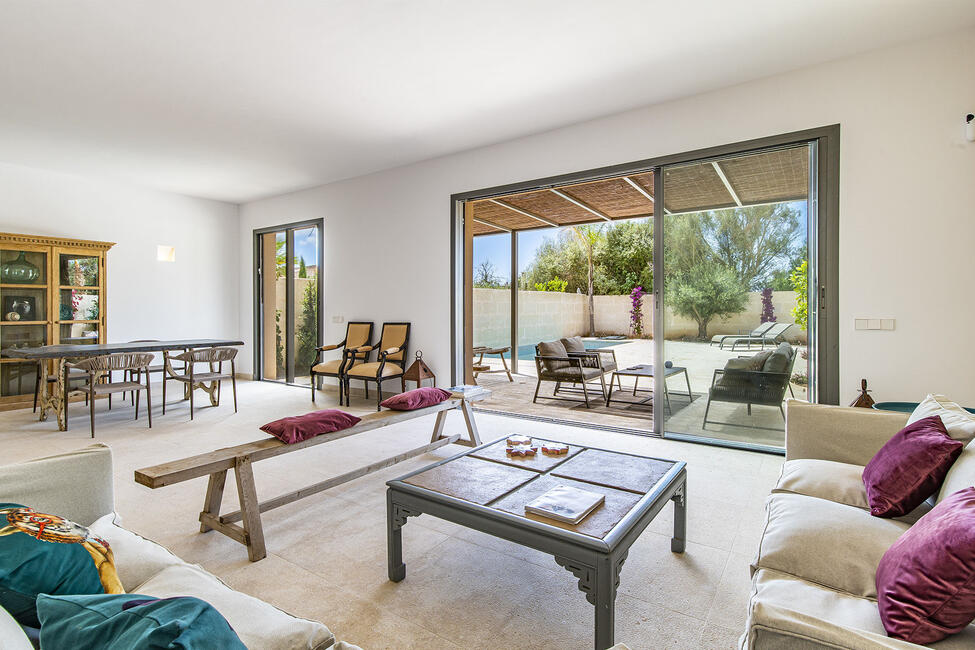 Attraktives Neubau-Reihenhaus mit Pool in Ses Salines