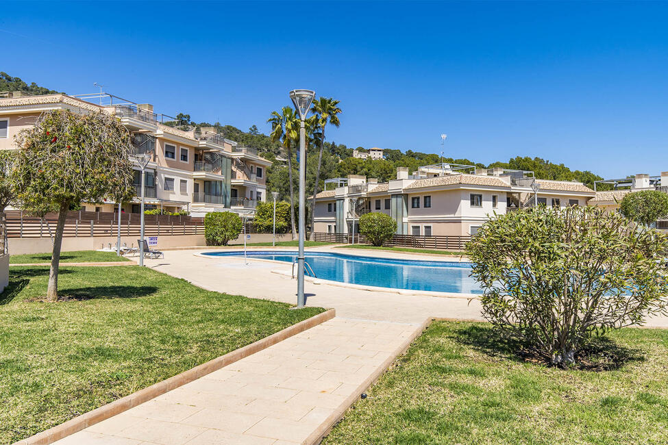 Tolles Erdgeschoss-Apartment mit Garten und Gemeinschaftspool in Palma