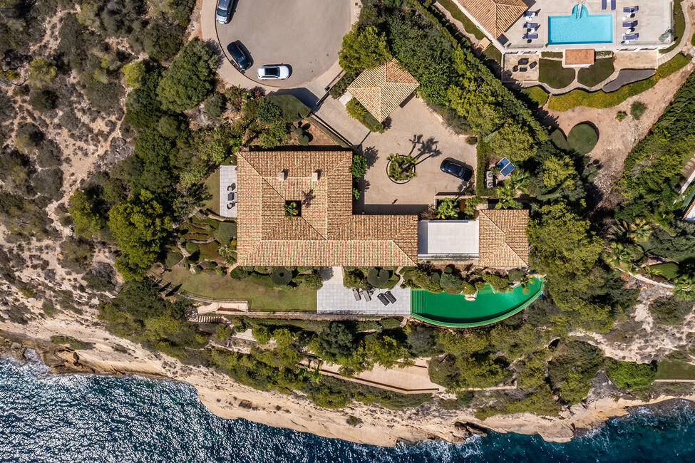Atemberaubende Luxusvilla in 1. Meereslinie in Cala Vinyas