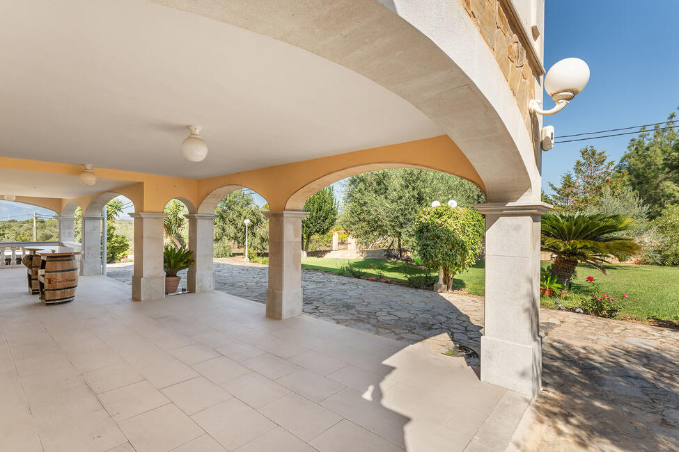 Mallorquinische Finca mit Pool und Weitblick auf die Berge in Marratxi