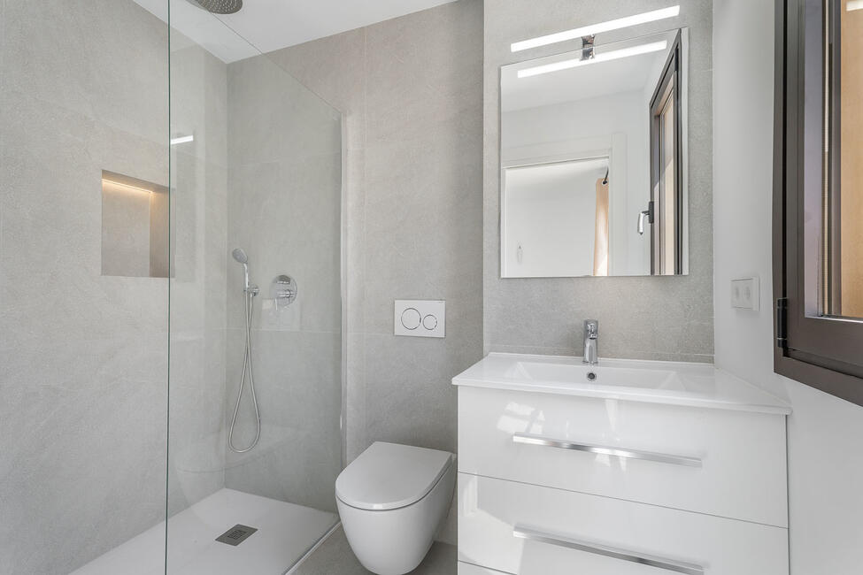 Herrliche Neubau Maisonette-Wohnung in Puerto de Sóller