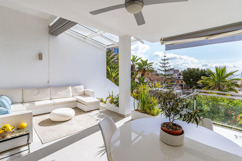 Charmantes Reihenhaus mit Pool und Blick auf den Hafen in Palma