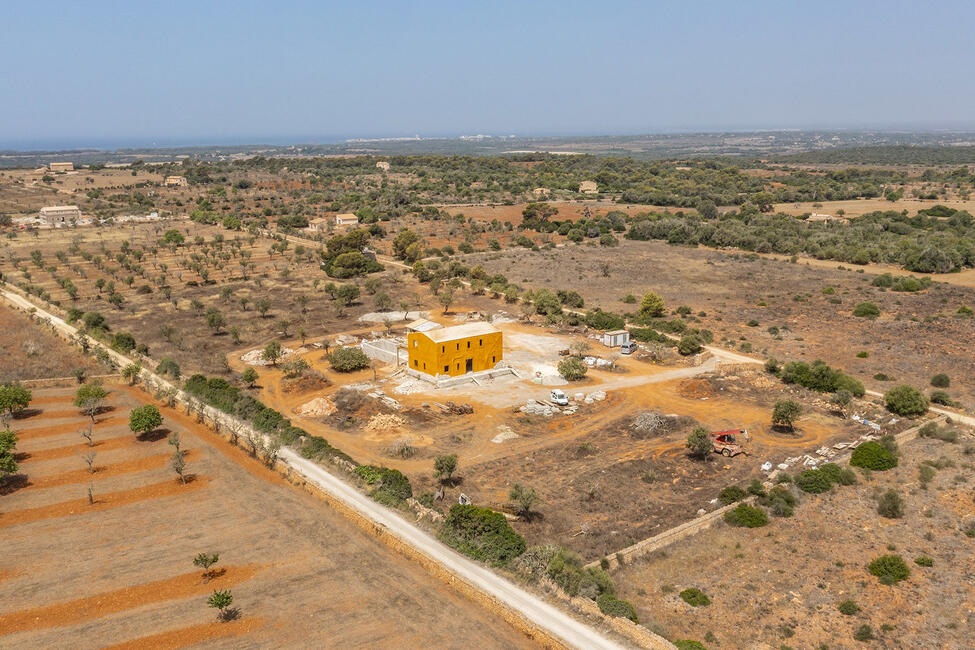 Mediterrane Neubau-Finca mit Pool und viel Privatsphäre in Ses Salines