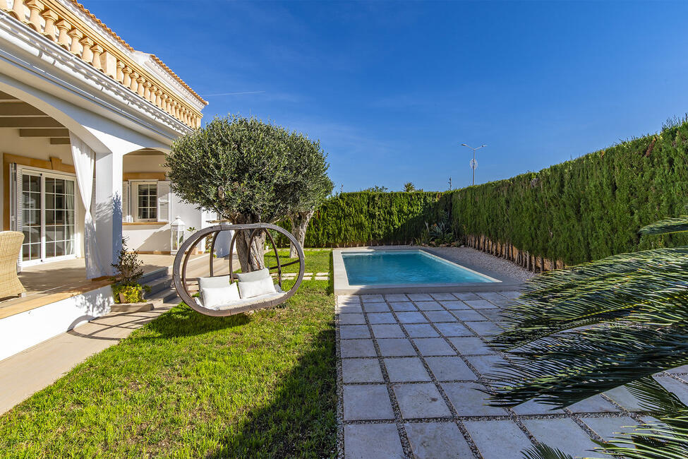 Excellent villa with beautiful pool and garden in Sa Torre