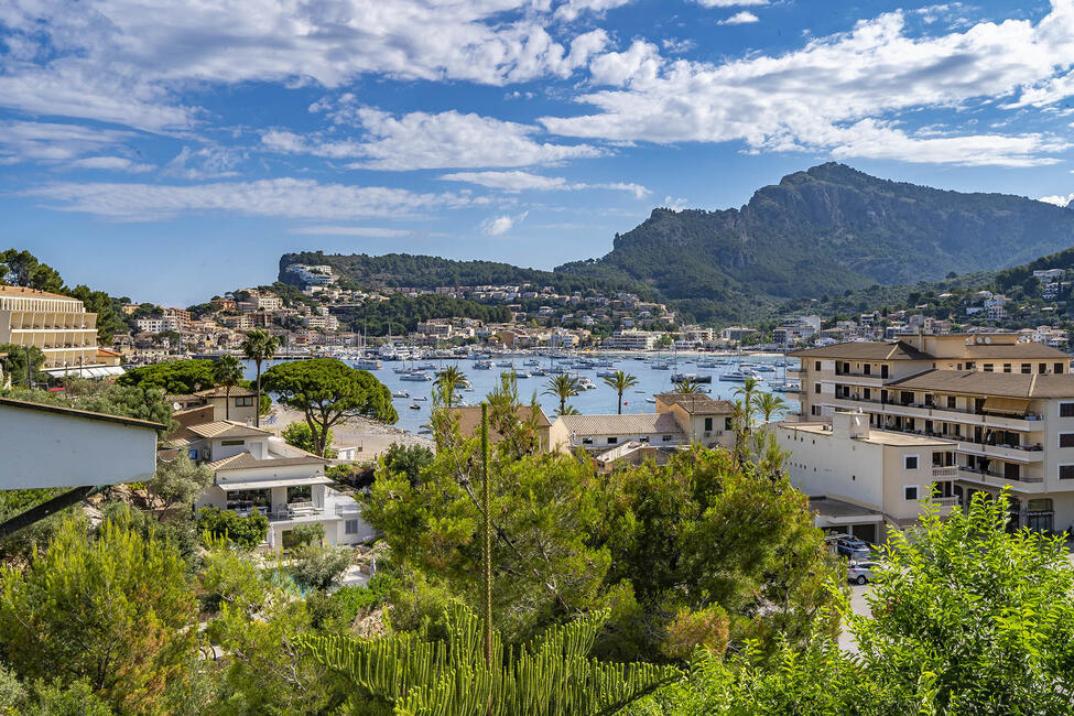 Tolles Maisonette-Apartment mit fantastischem Hafen- und Bergblick in Puerto Sóller
