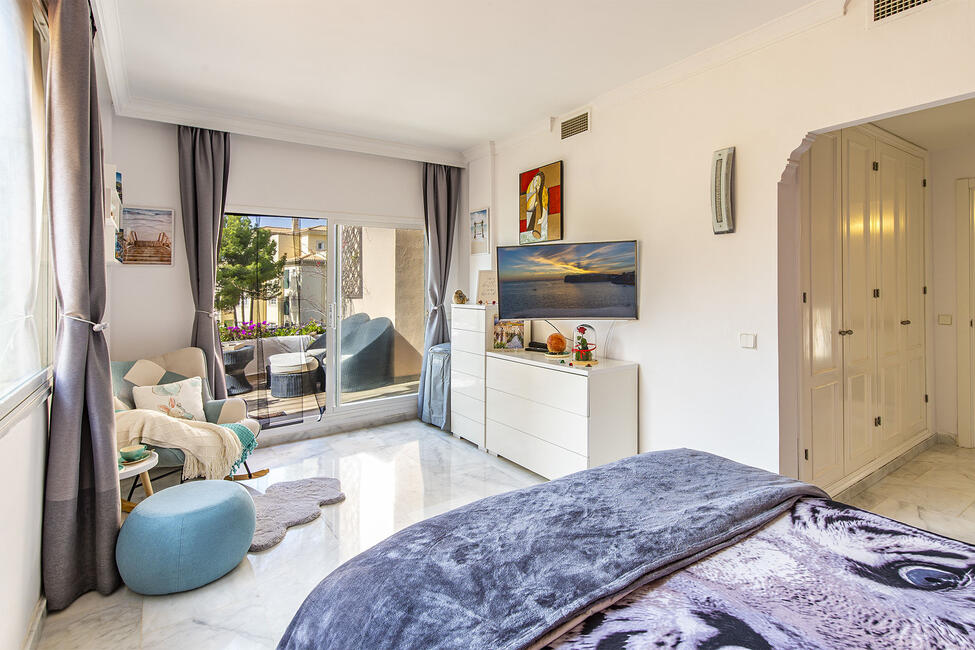 Charmante Villa mit Meerweitsicht in exklusiver Anlage mit Meerzugang in Santa Ponsa