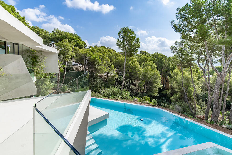 Exklusive Designer-Neubauvilla mit Meerblick in Paguera