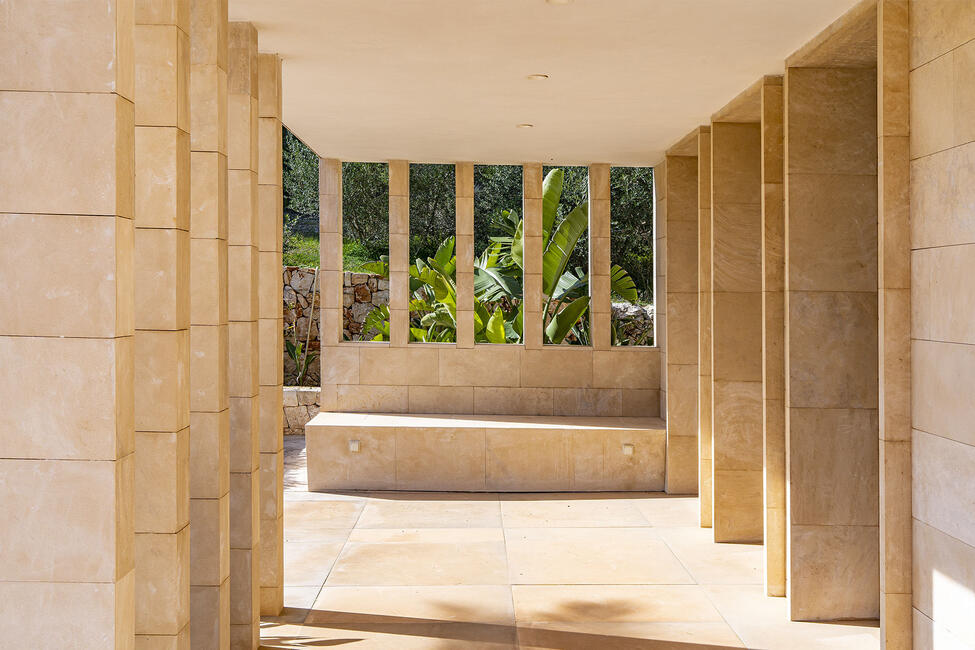 Unique finca with pool and mountain views in Cas Concos Des Cavaller