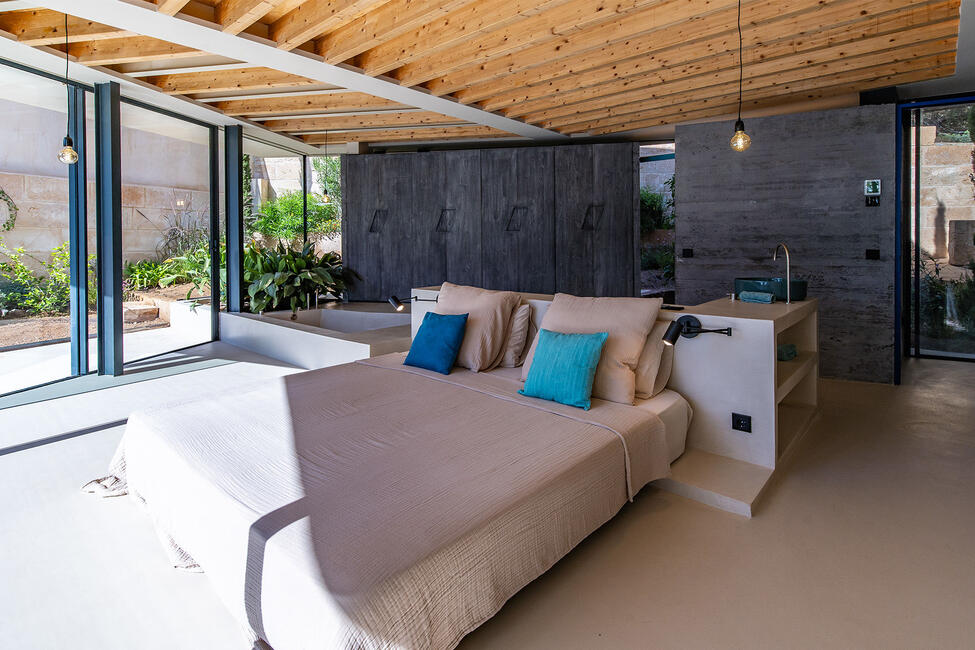 Exklusive Designer-Neubauvilla mit Meerblick in Paguera