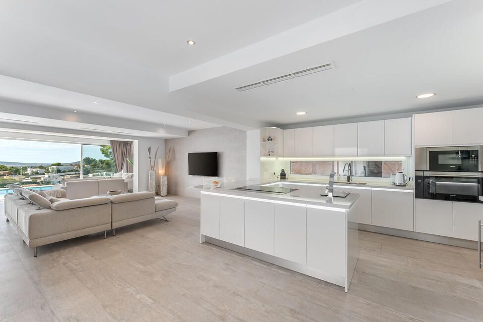 Aufwendig renovierte Villa mit fantastischem Meerblick in Costa d’en Blanes