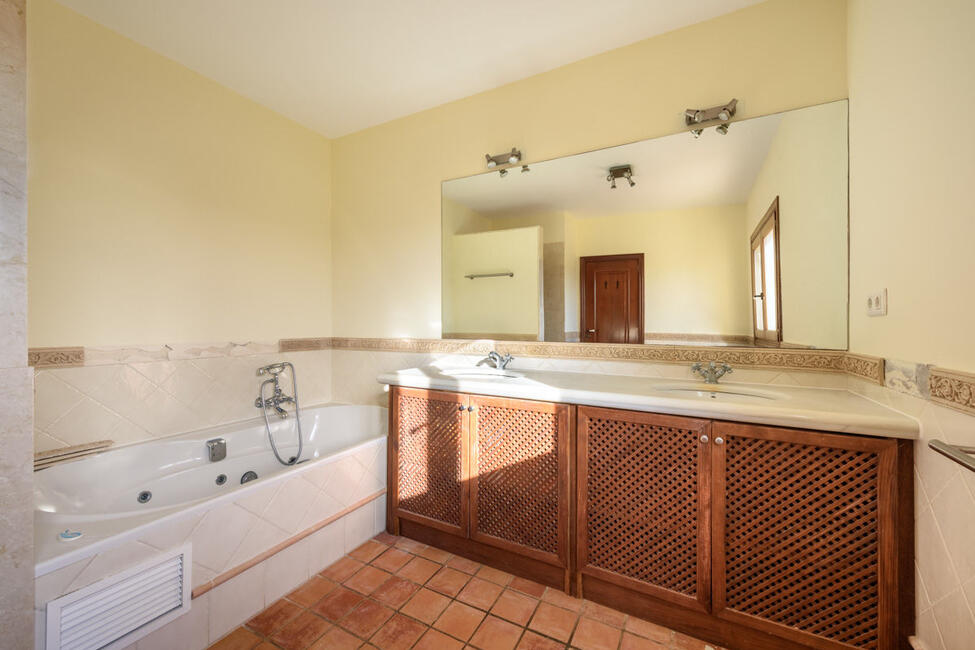 Rustikale Finca mit Pool unweit vom Strand in Santanyi