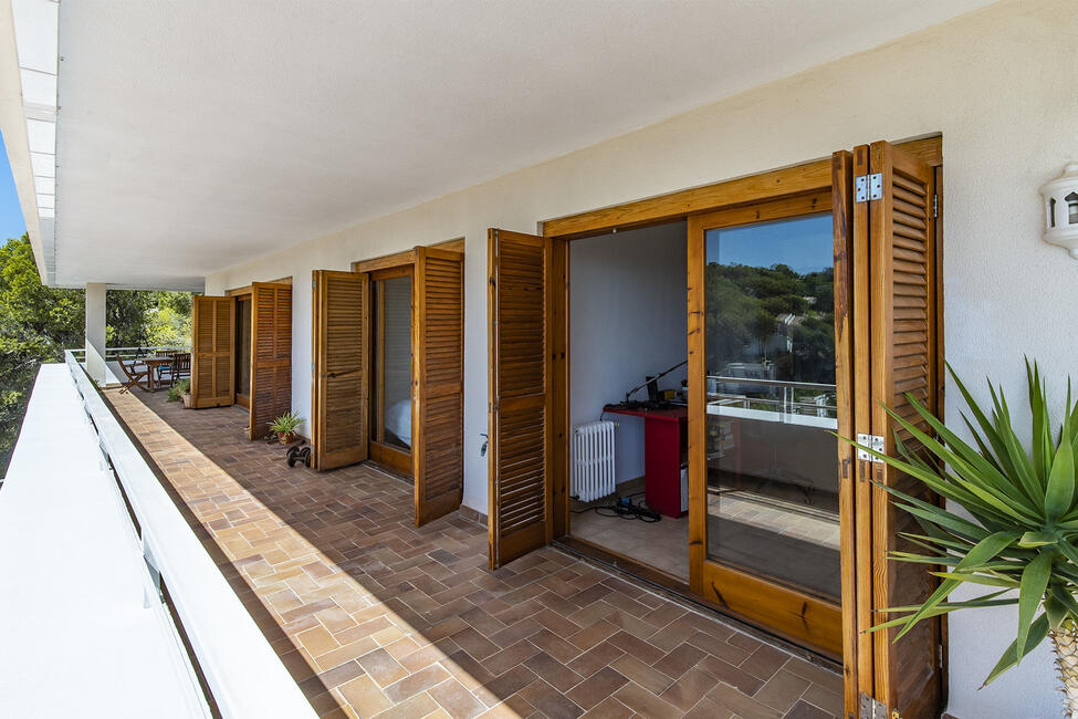 Tolles Apartment mit herrlichem Meerblick und Gemeinschaftspool in Cas Catalá
