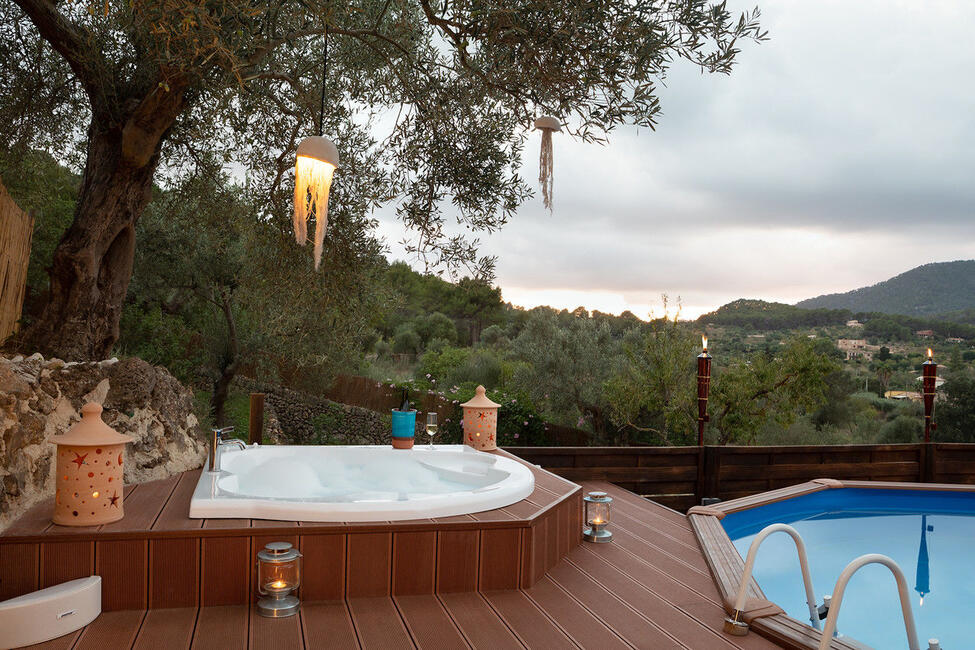 Attraktive Finca mit Bergblick und schönem Poolbereich in Alaró