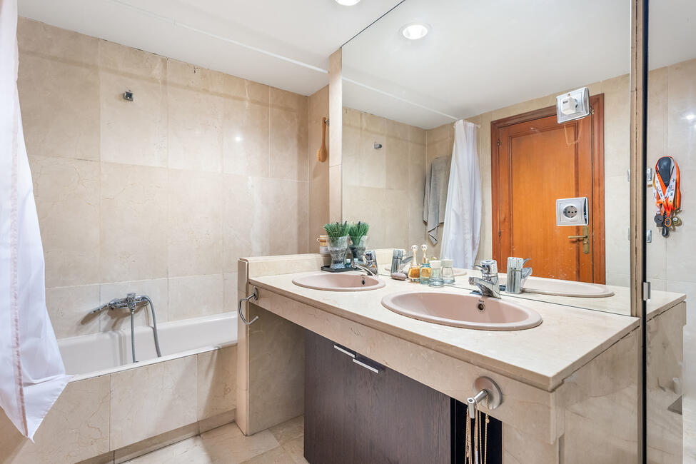 Attraktives Apartment mit Meerblick in der Nähe des Porto Pi in Palma