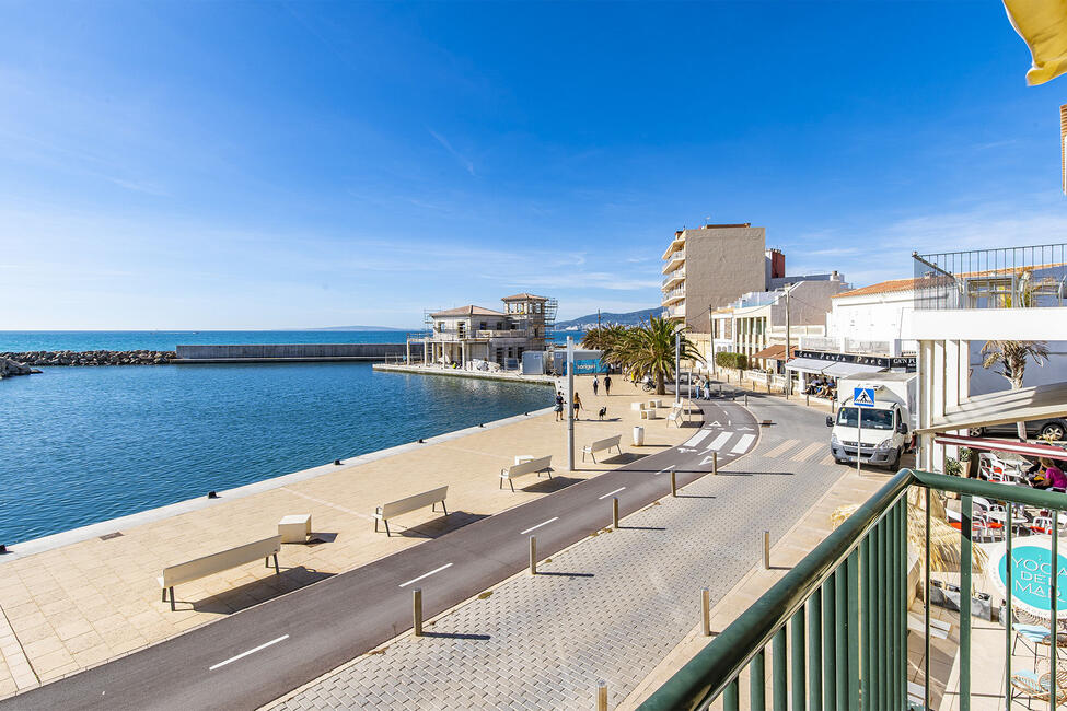 Maravilloso ático en 1ª línea de mar con espectaculares vistas al mar en Portixol