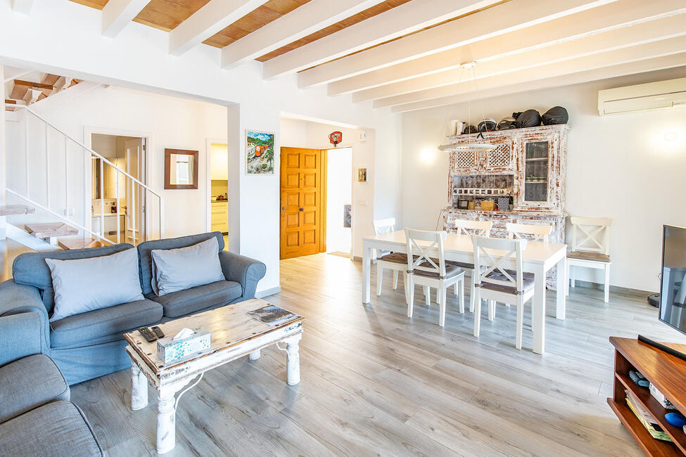 Tolles Maisonette-Apartment mit fantastischem Hafen- und Bergblick in Puerto Sóller