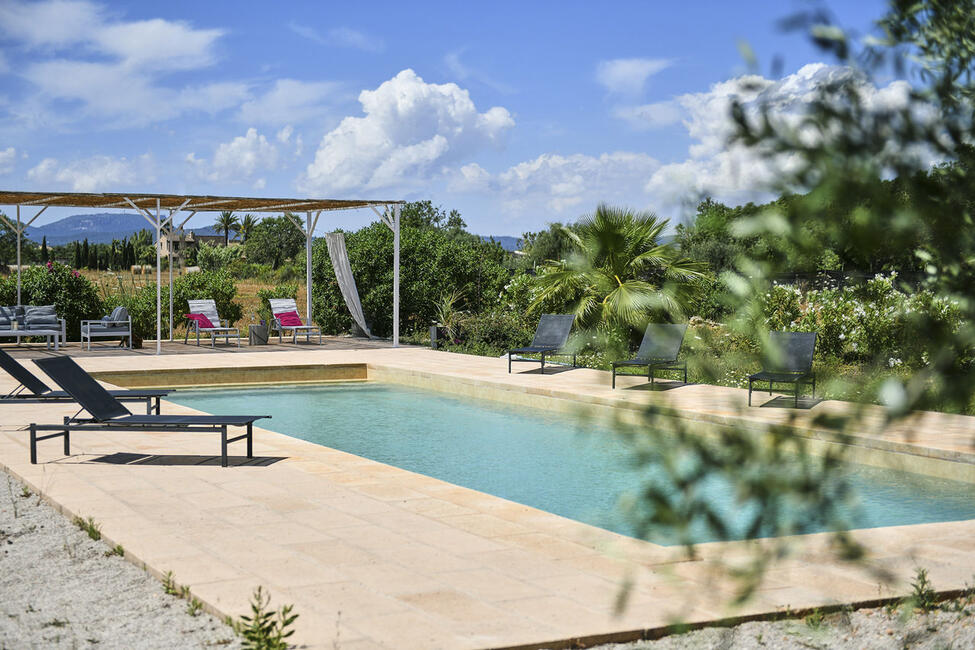 Fabelhafte, von Natur umgebene Finca mit Pool in Campos