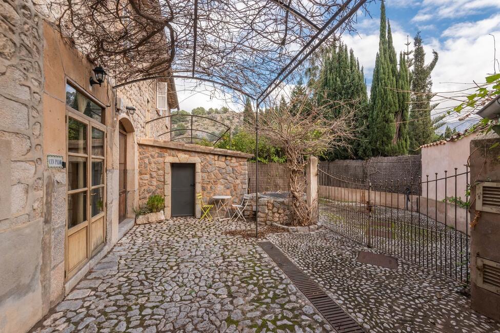 Fabelhafte, renovierte Finca mit Pool und Bergblick in Sóller