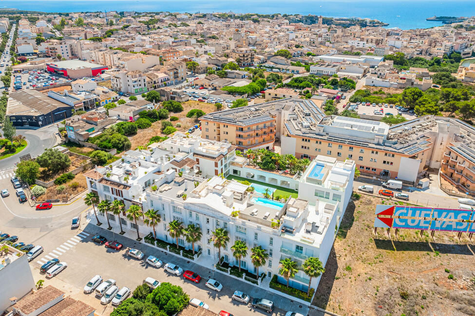 Luxuriöses Erdgeschoss-Apartment mit Gemeinschaftspool in Porto Cristo