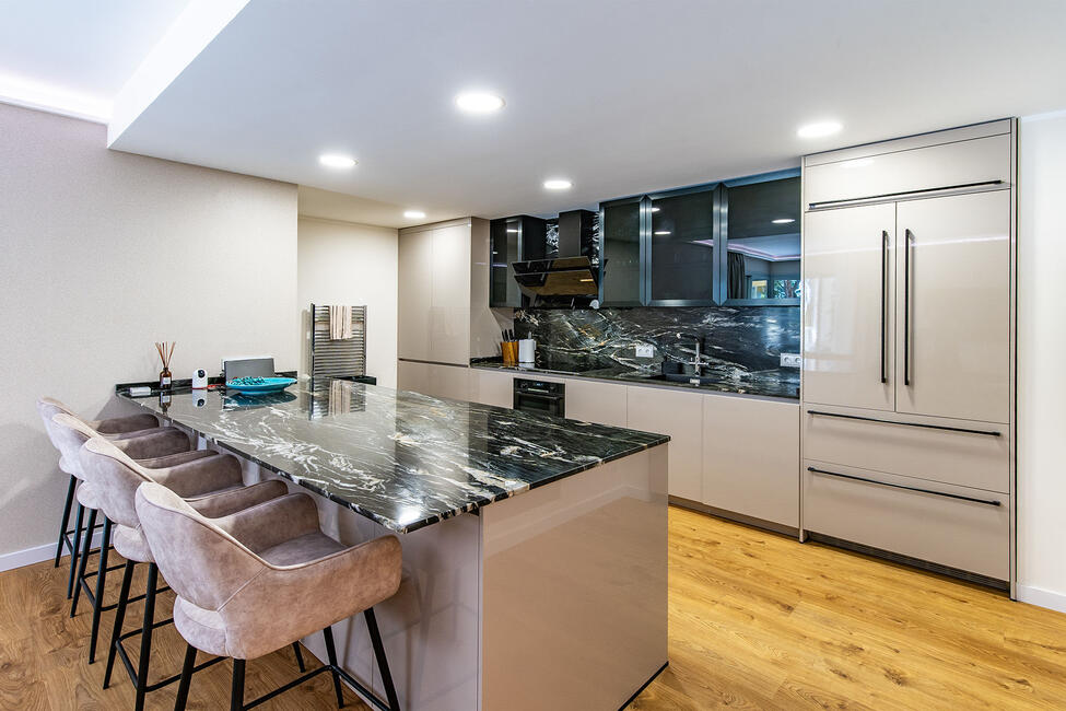 Top renoviertes Apartment mit sonniger Terrasse & Gemeinschaftspool in Sol de Mallorca