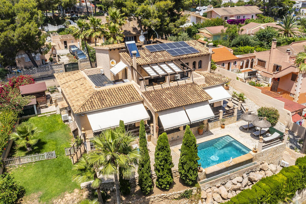 Gepflegte Villa mit Pool und fussläufig zum Meer Costa de la Calma