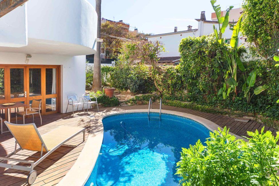 Attractive villa near the beach with pool in Can Pastilla