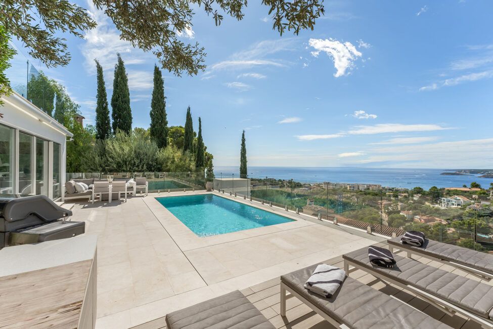 Aufwendig renovierte Villa mit fantastischem Meerblick in Costa d’en Blanes