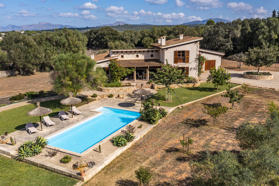 Hermosa finca con piscina, excelentes vistas y mucha privacidad en Ariany