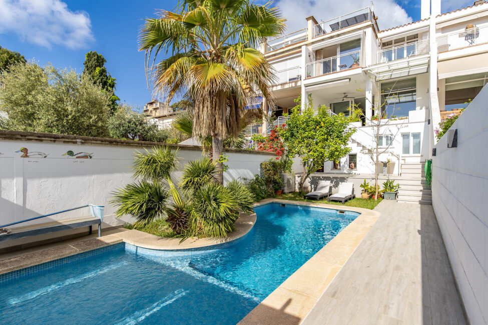 Charmantes Reihenhaus mit Pool und Blick auf den Hafen in Palma