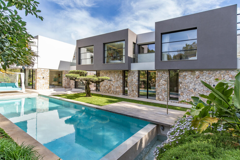 Impressive newly built villa with pool in Santa Ponsa