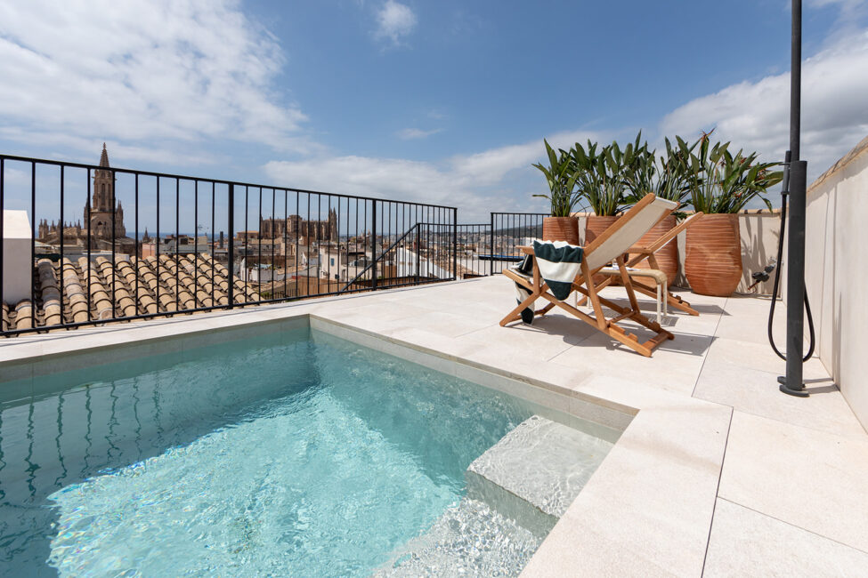 Spektakuläres Duplex-Penthouse mit Dachterrasse und Pool in Palmas Altstadt