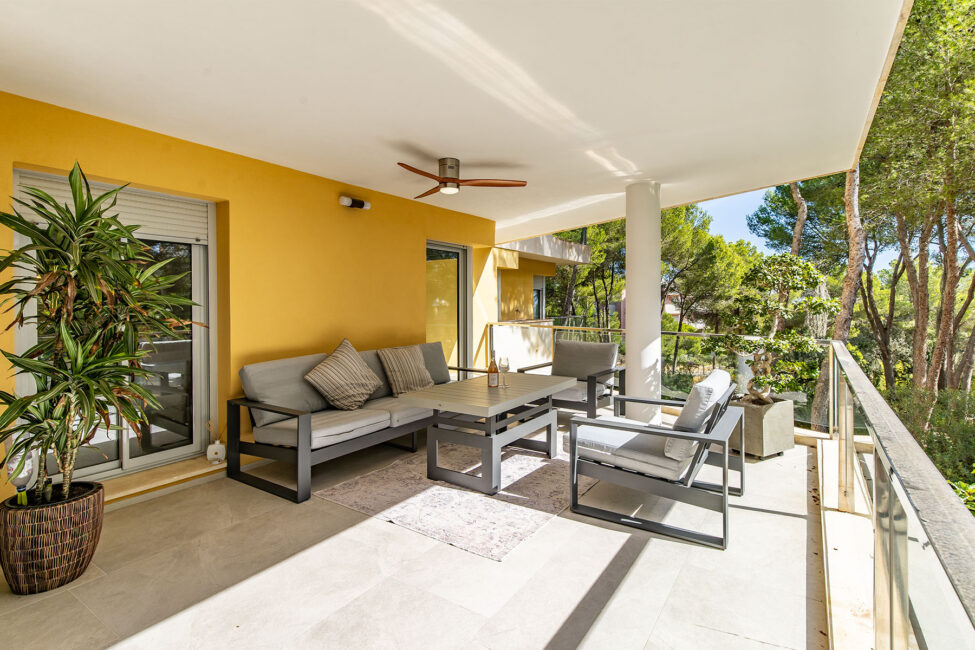 Top renoviertes Apartment mit sonniger Terrasse & Gemeinschaftspool in Sol de Mallorca